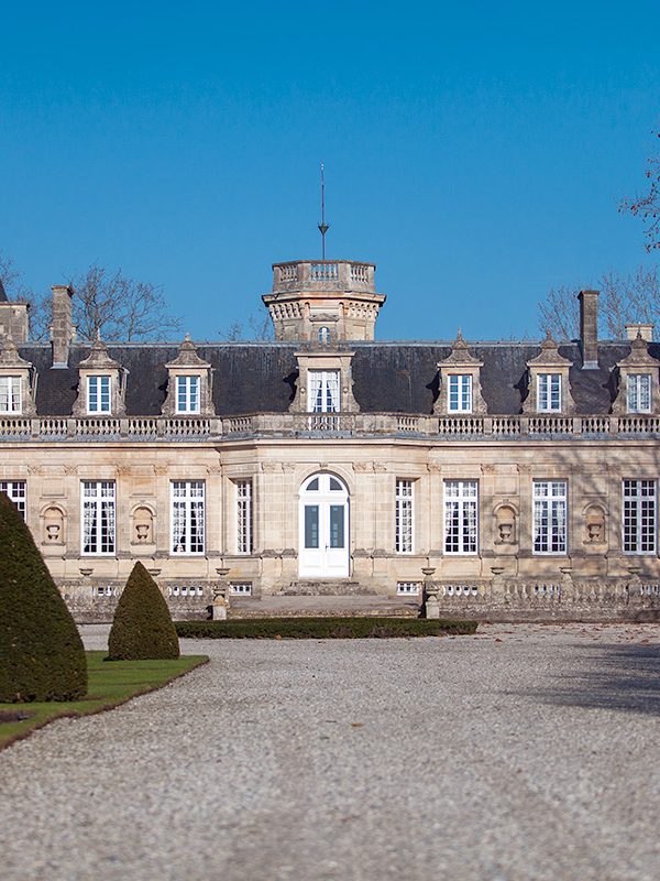 L’attribut alt de cette image est vide, son nom de fichier est chateau-beaumont-1-600x800.jpg.